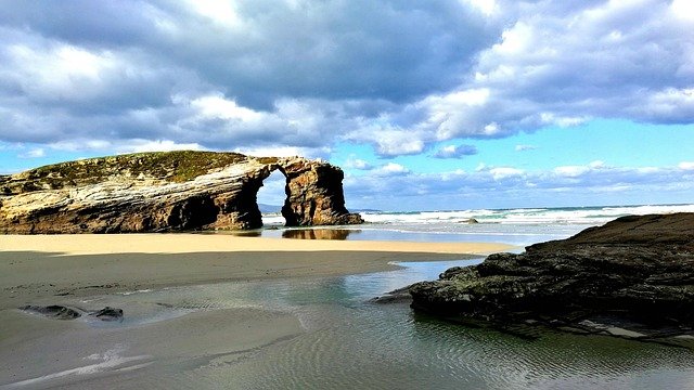 Playa de las Catedrales en una ruta por la España Verde
